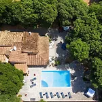 Encinas Villa